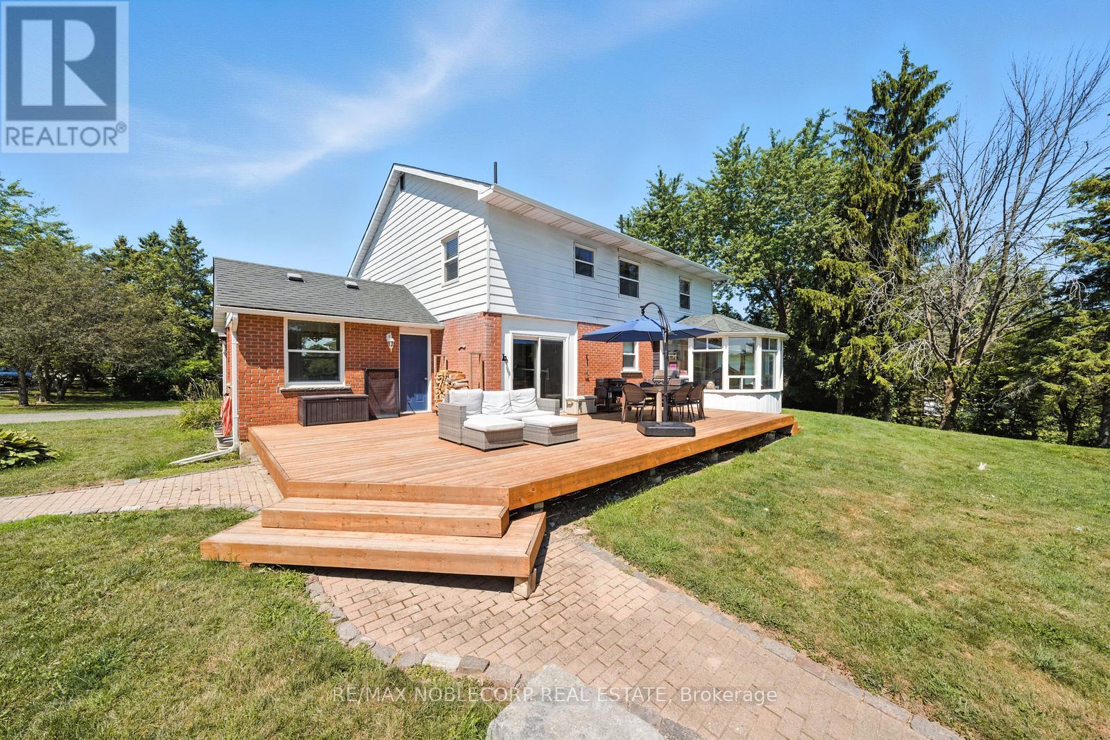 2037 15TH SIDE ROAD - 39