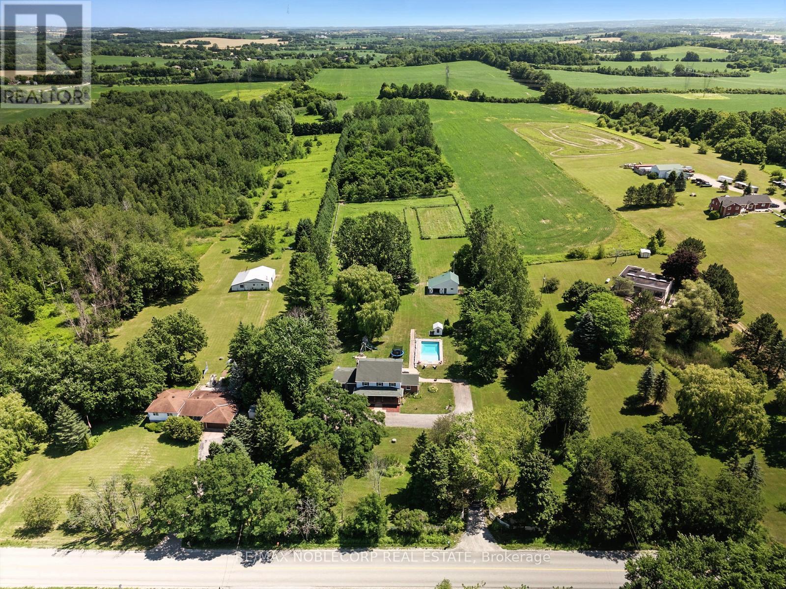 2037 15TH SIDE ROAD - 4