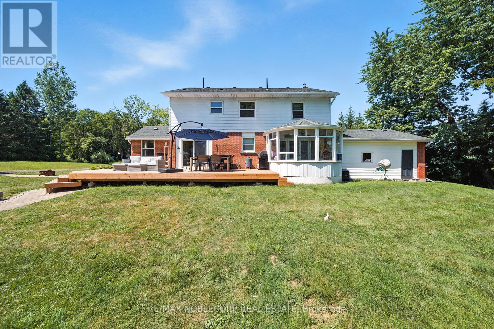 2037 15TH SIDE ROAD - 48