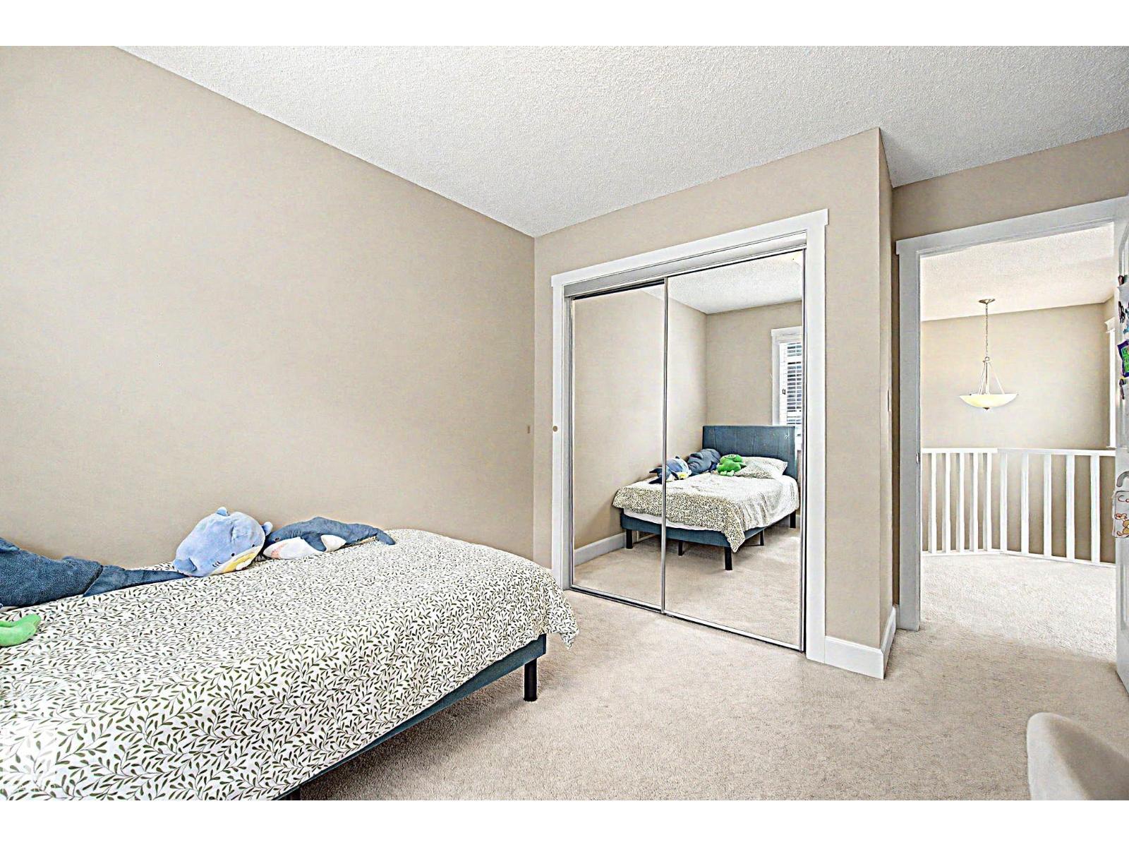 1932 67 ST SW - 34