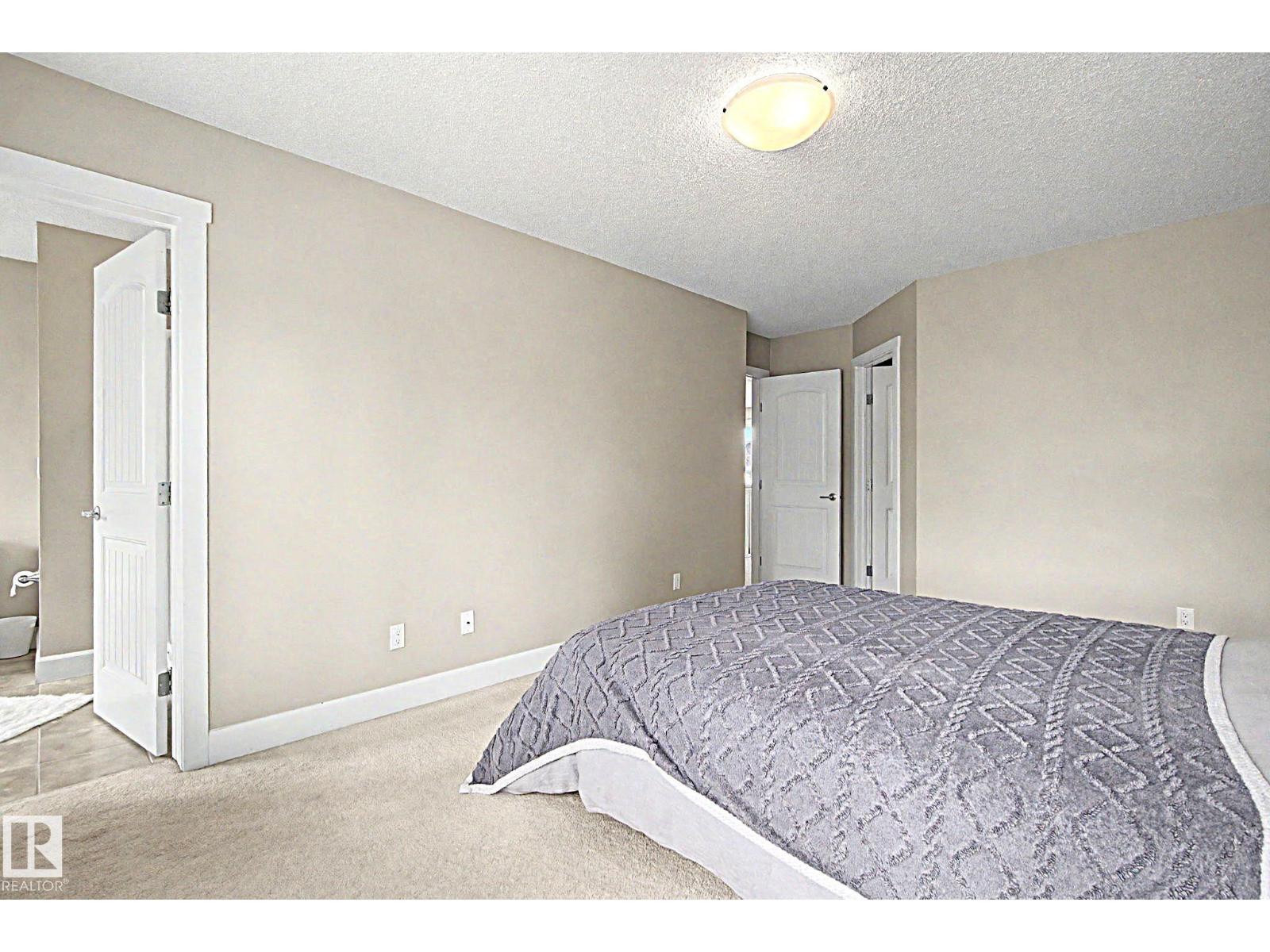 1932 67 ST SW - 41