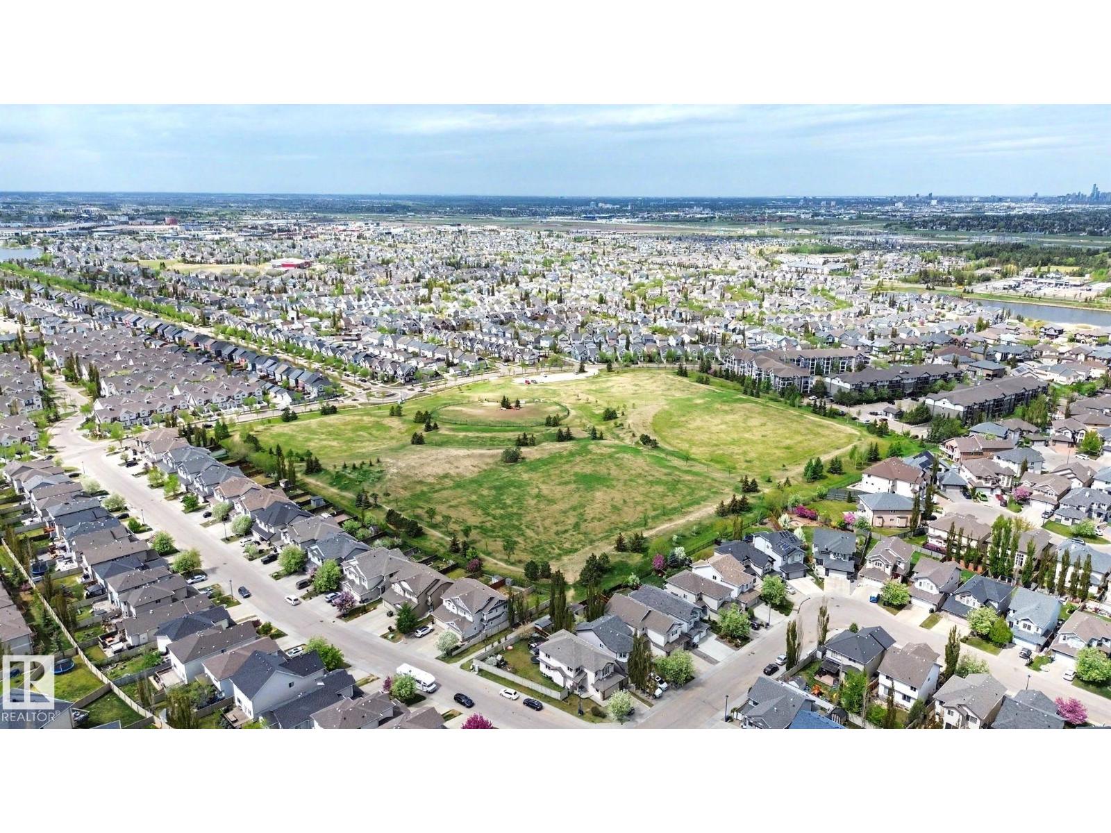 1932 67 ST SW - 72