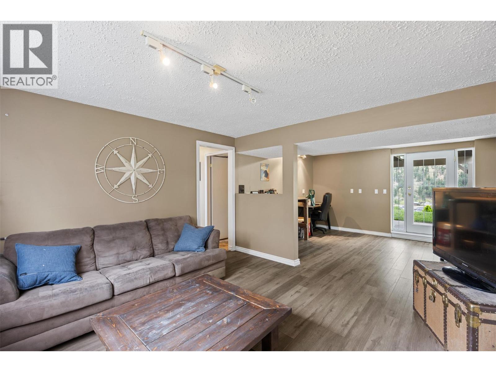 1282 HIGHRIDGE Drive - 30