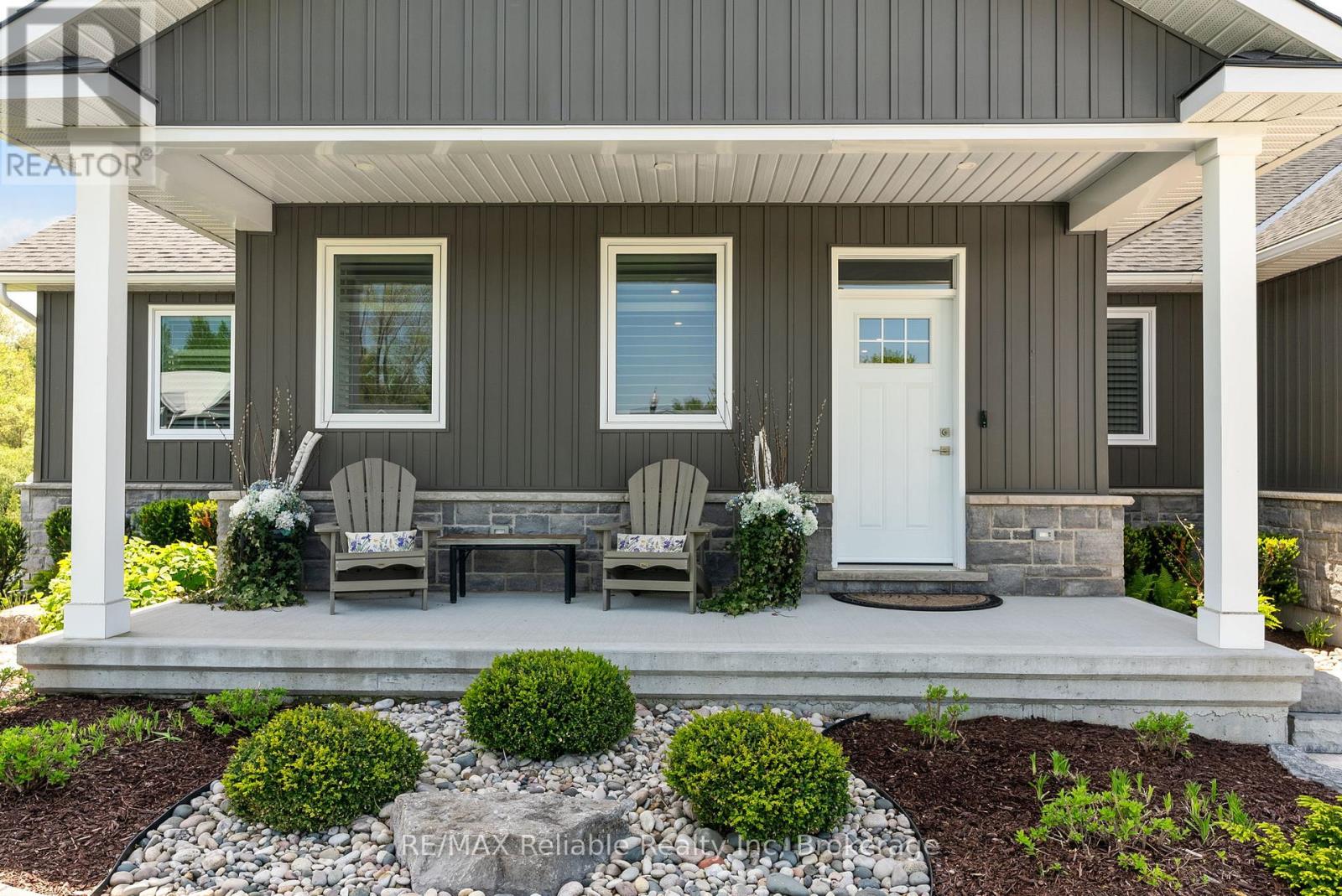 8 FAWN CREEK LANE - 41