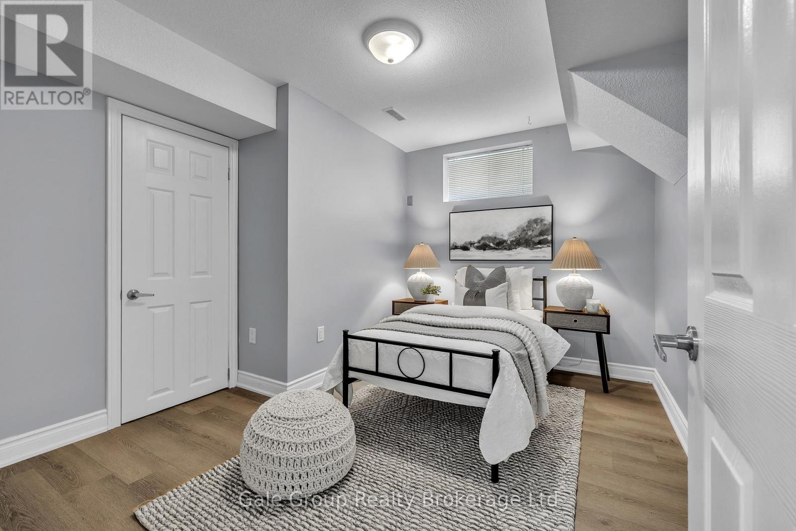 712 BLACKACRES BOULEVARD - 23