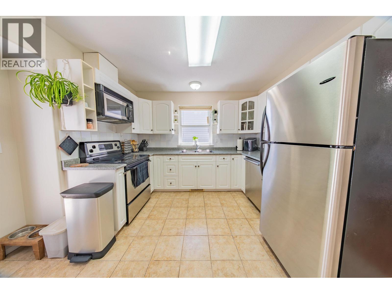 11415 98 STREET - 12