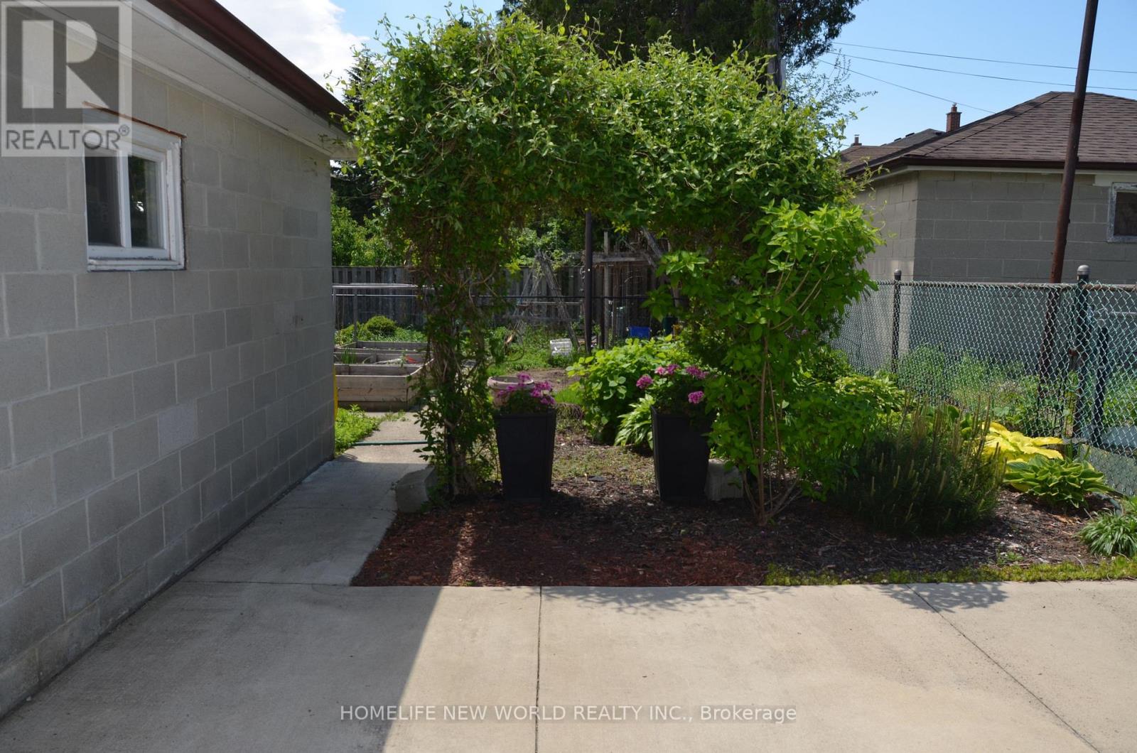 56 TEDDER STREET - 37
