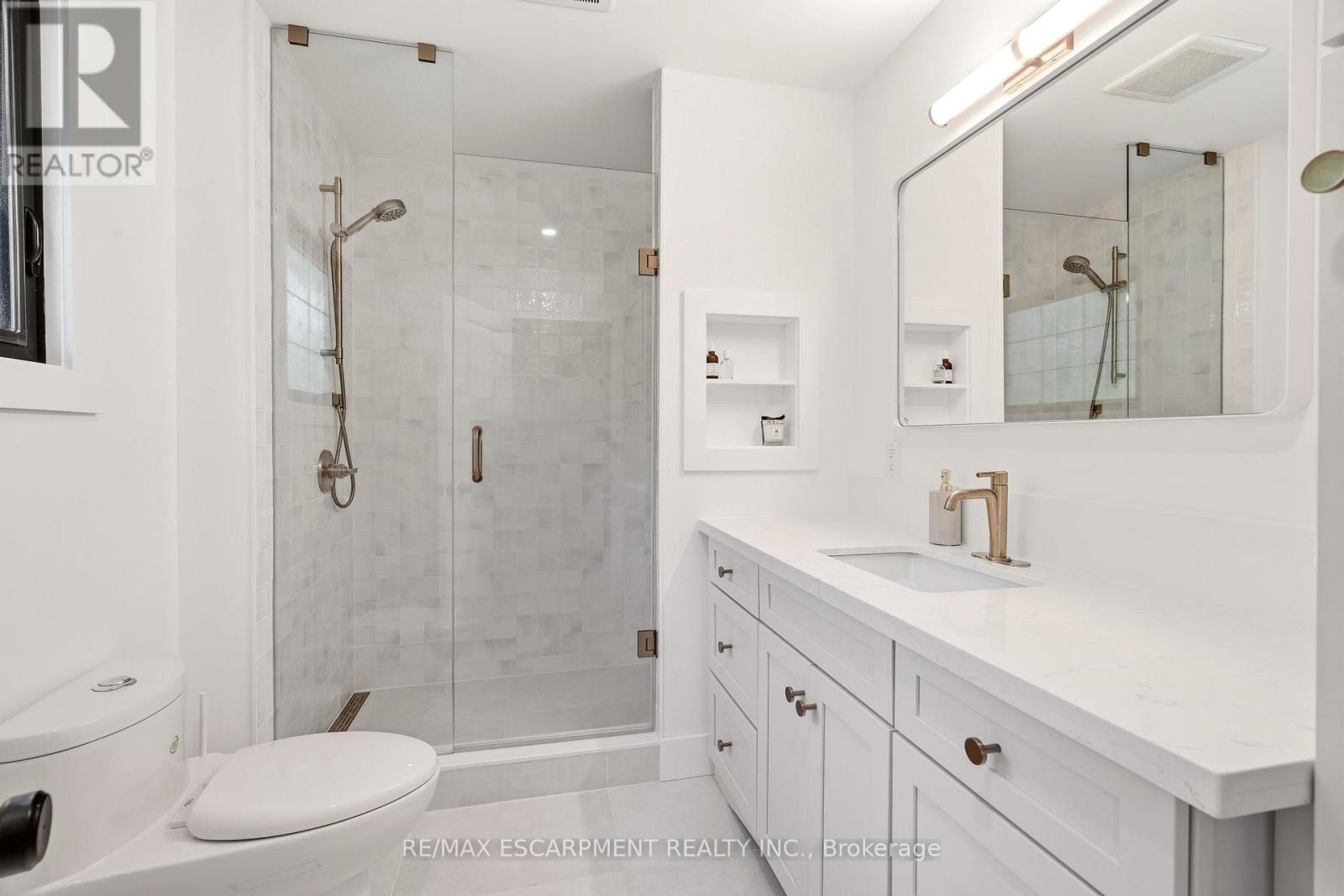 394 RANKIN DRIVE - 33