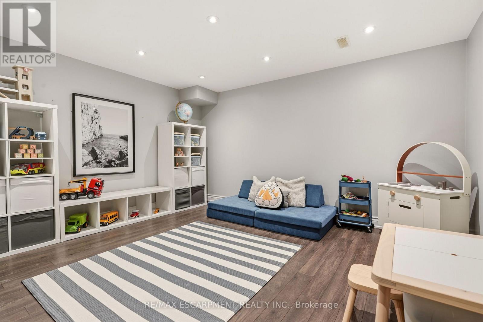 394 RANKIN DRIVE - 35