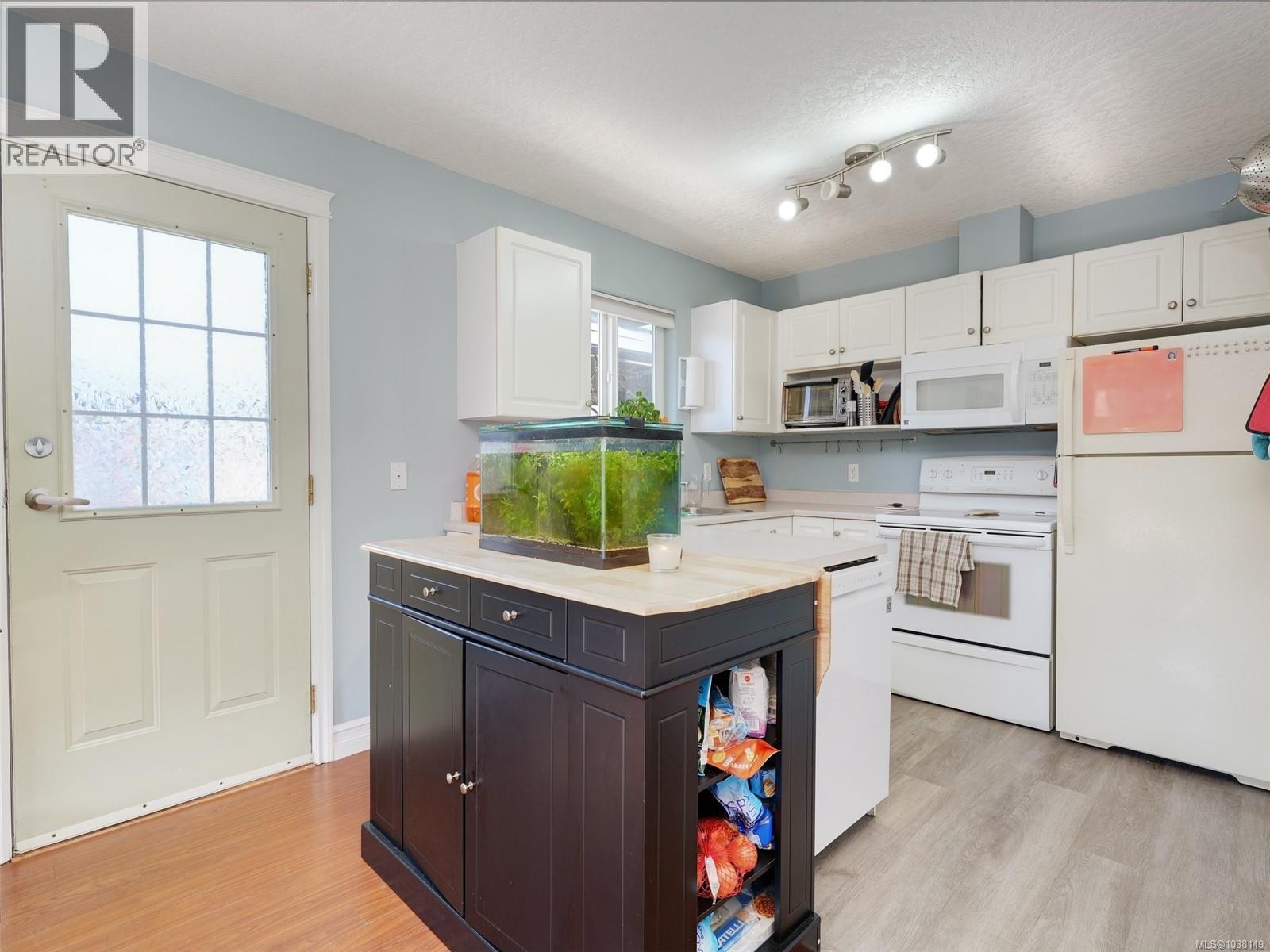 2562 Wentwich Rd - 7