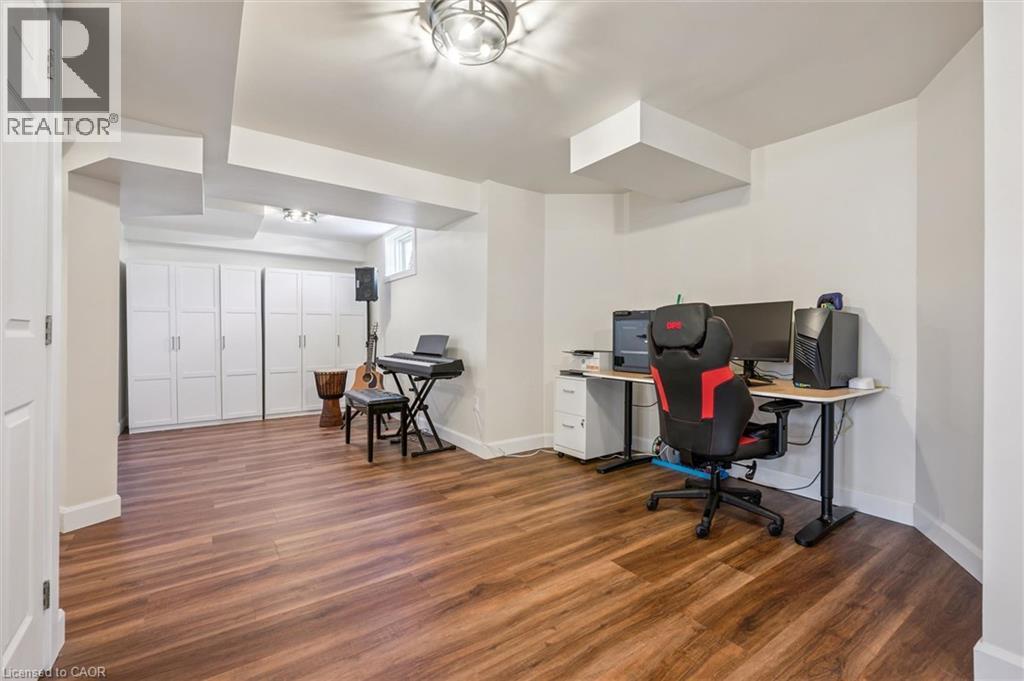 304 DANIEL Crescent - 37