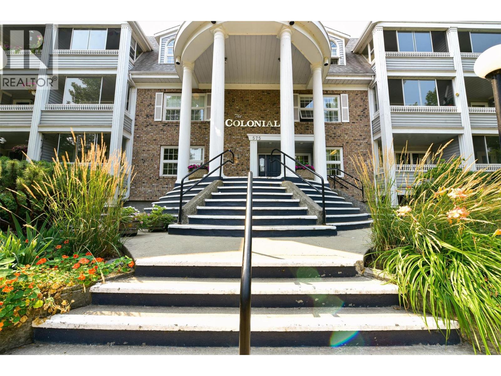 #304 575 Sutherland Avenue - Image 2