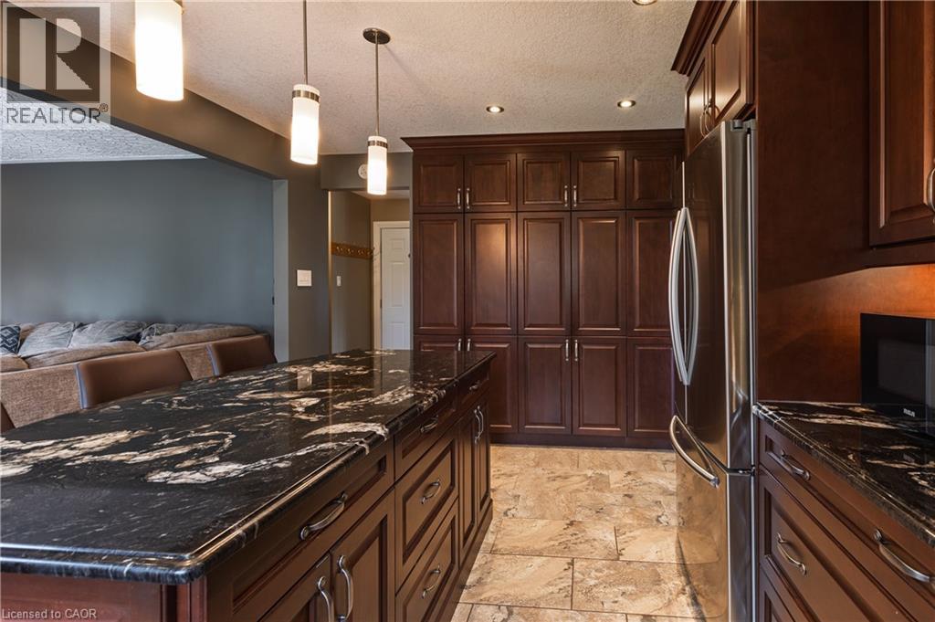 1445 MANNHEIM Road - 17