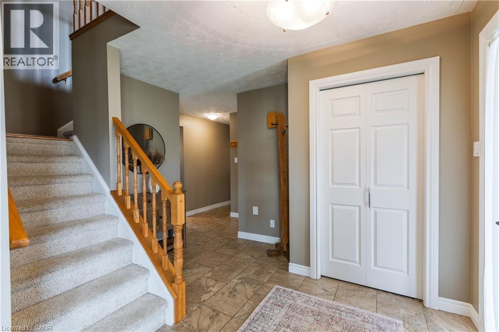 1445 MANNHEIM Road - 7