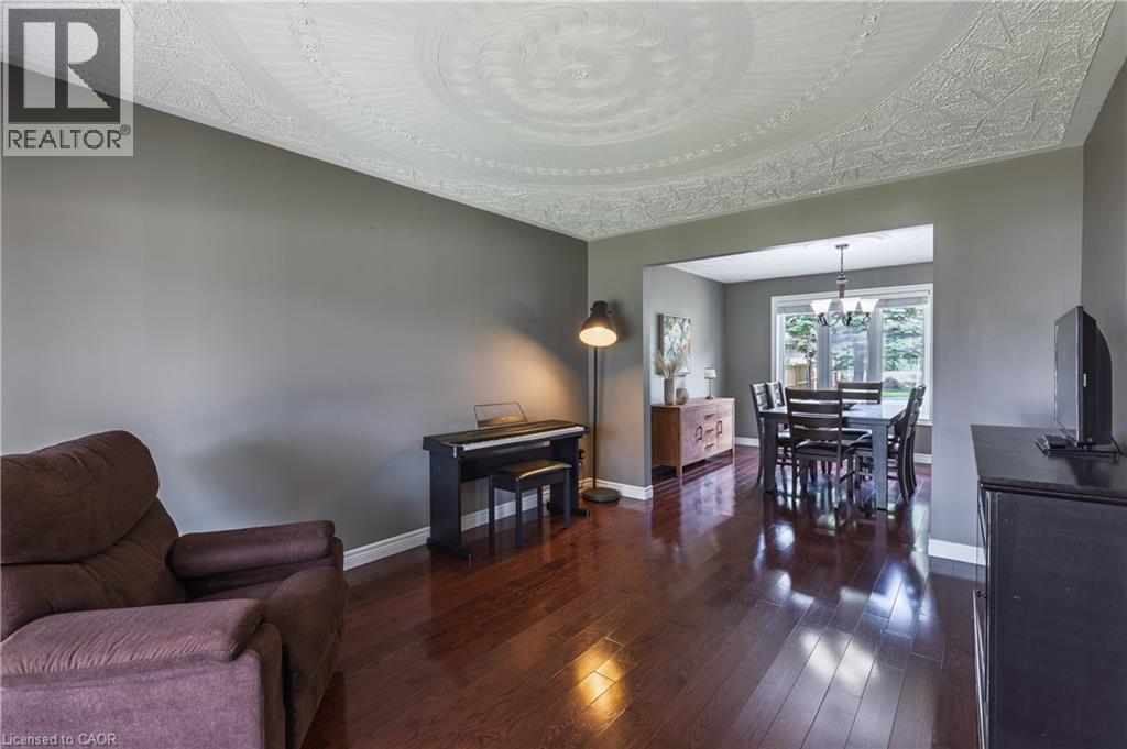 1445 MANNHEIM Road - 9