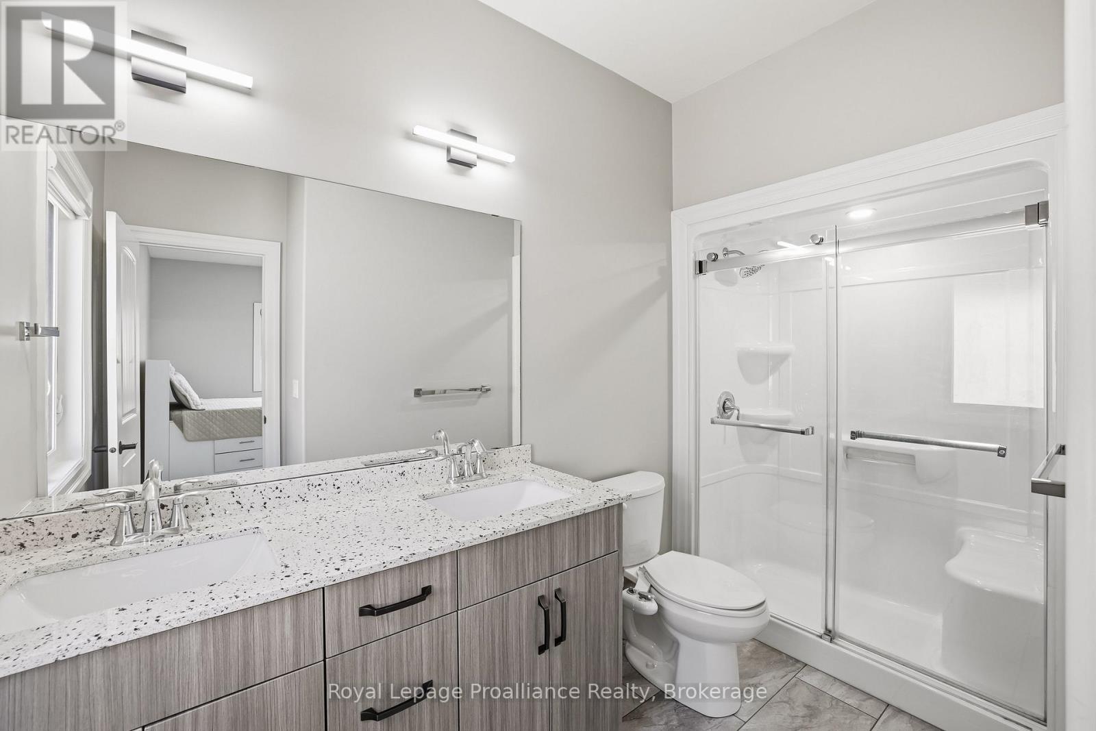 29 SABRINA AVENUE - 20