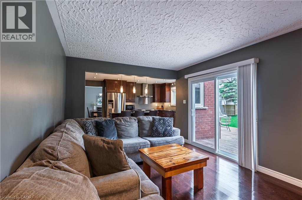 1445 MANNHEIM Road - 21