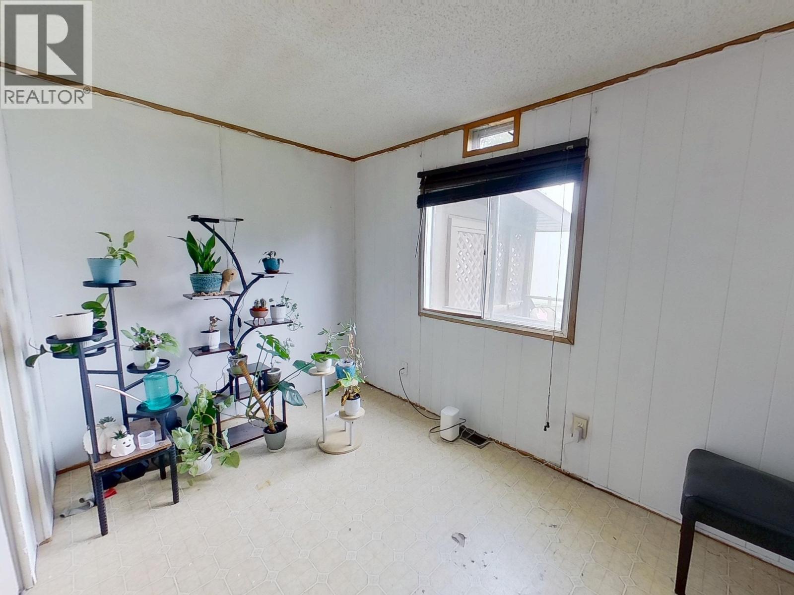 #4 950 ANDERSON DRIVE - 8