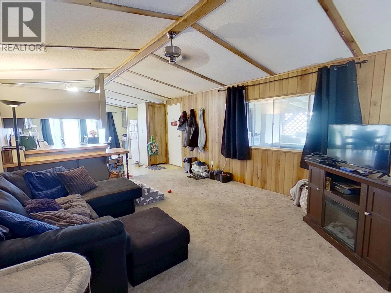 #4 950 ANDERSON DRIVE - 6