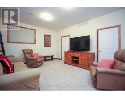 7 - 104 Farm Gate Road, Blue Mountains, ON L9Y0L7 Photo 9