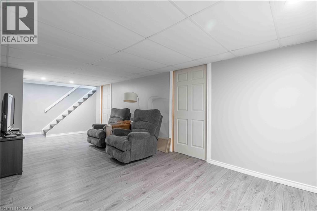 519 BRIGADOON Drive - 22