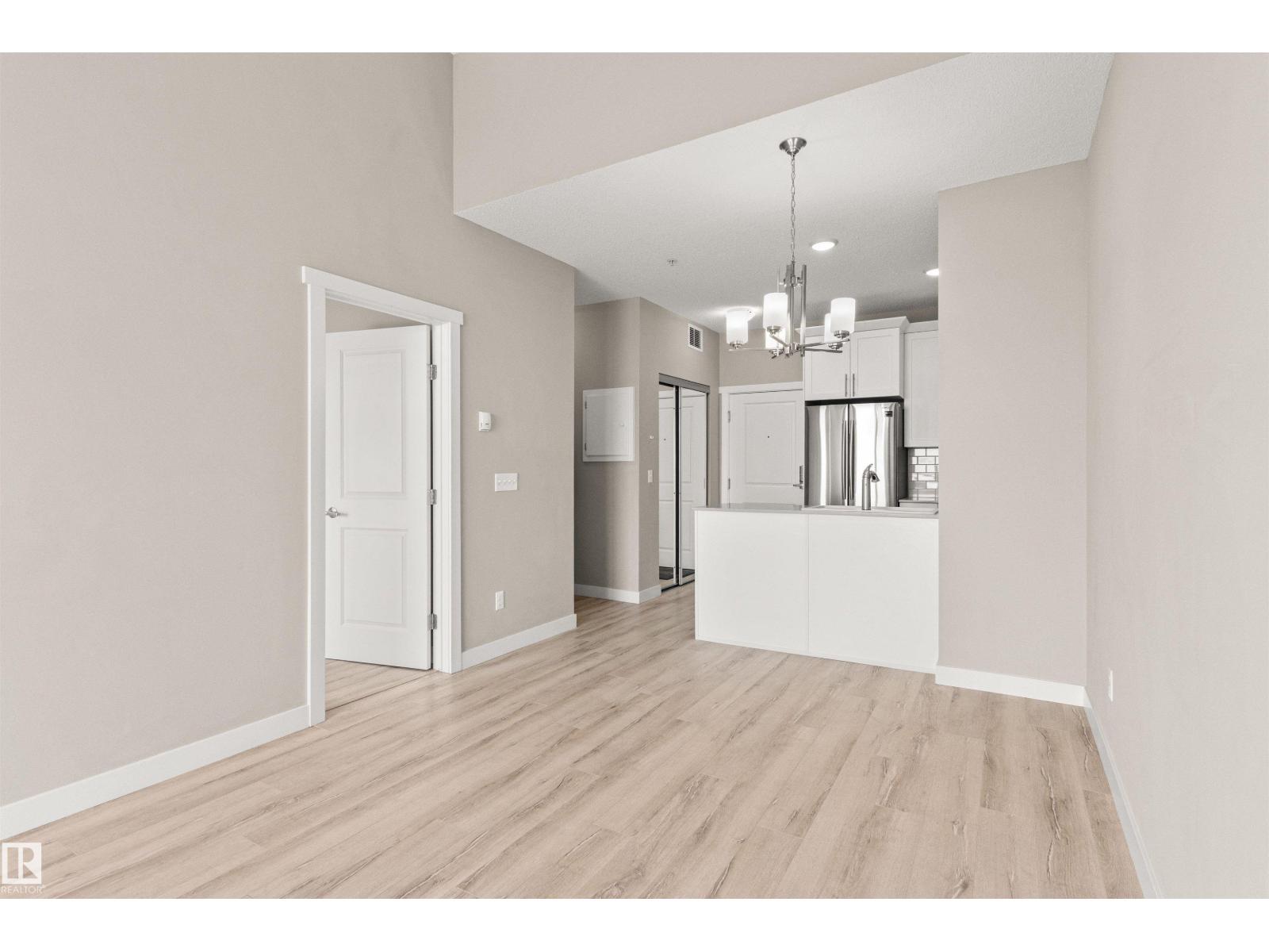 #412 12804 140 AV NW - 21
