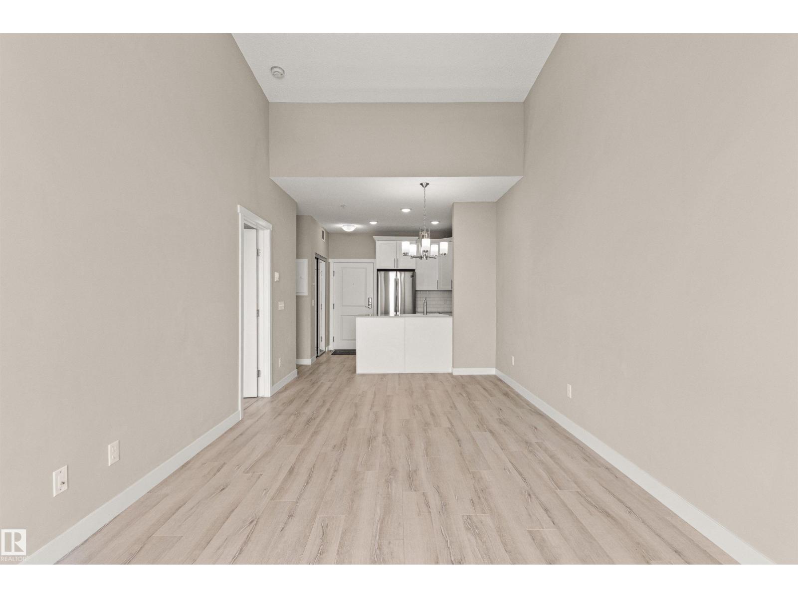 #412 12804 140 AV NW - 23