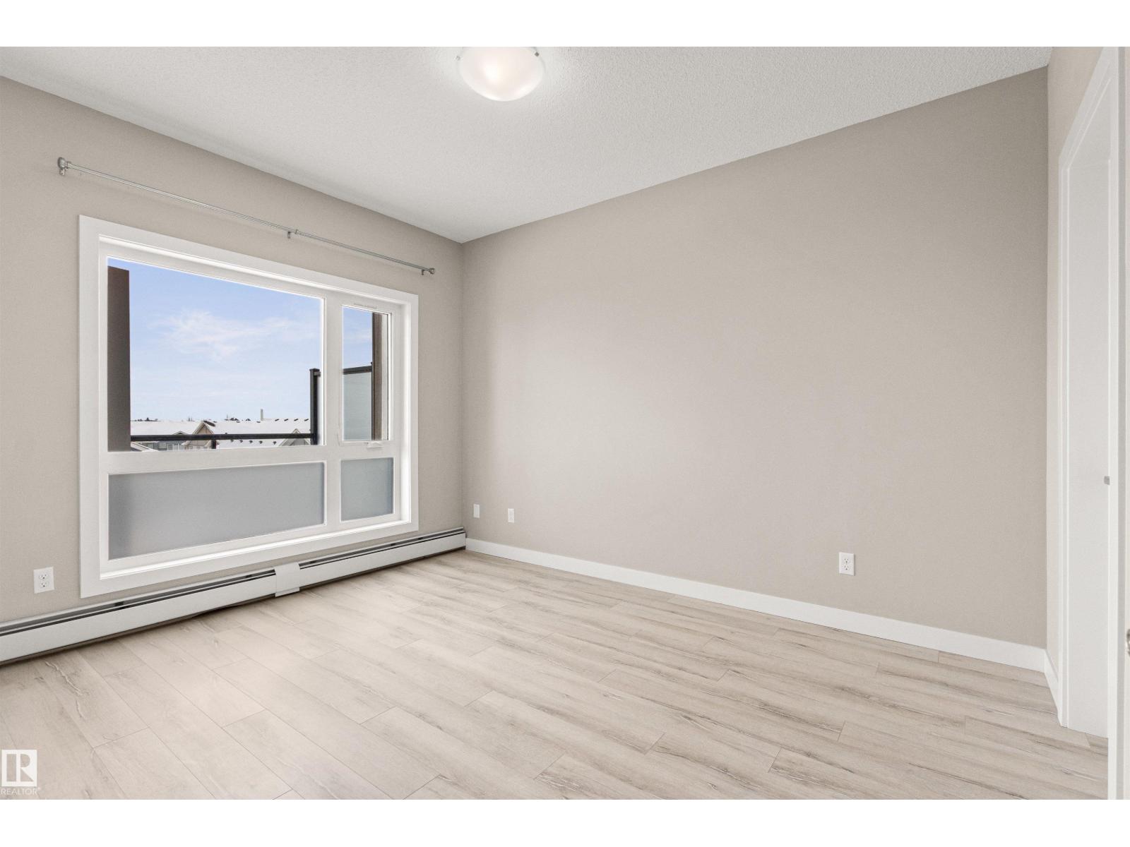 #412 12804 140 AV NW - 25