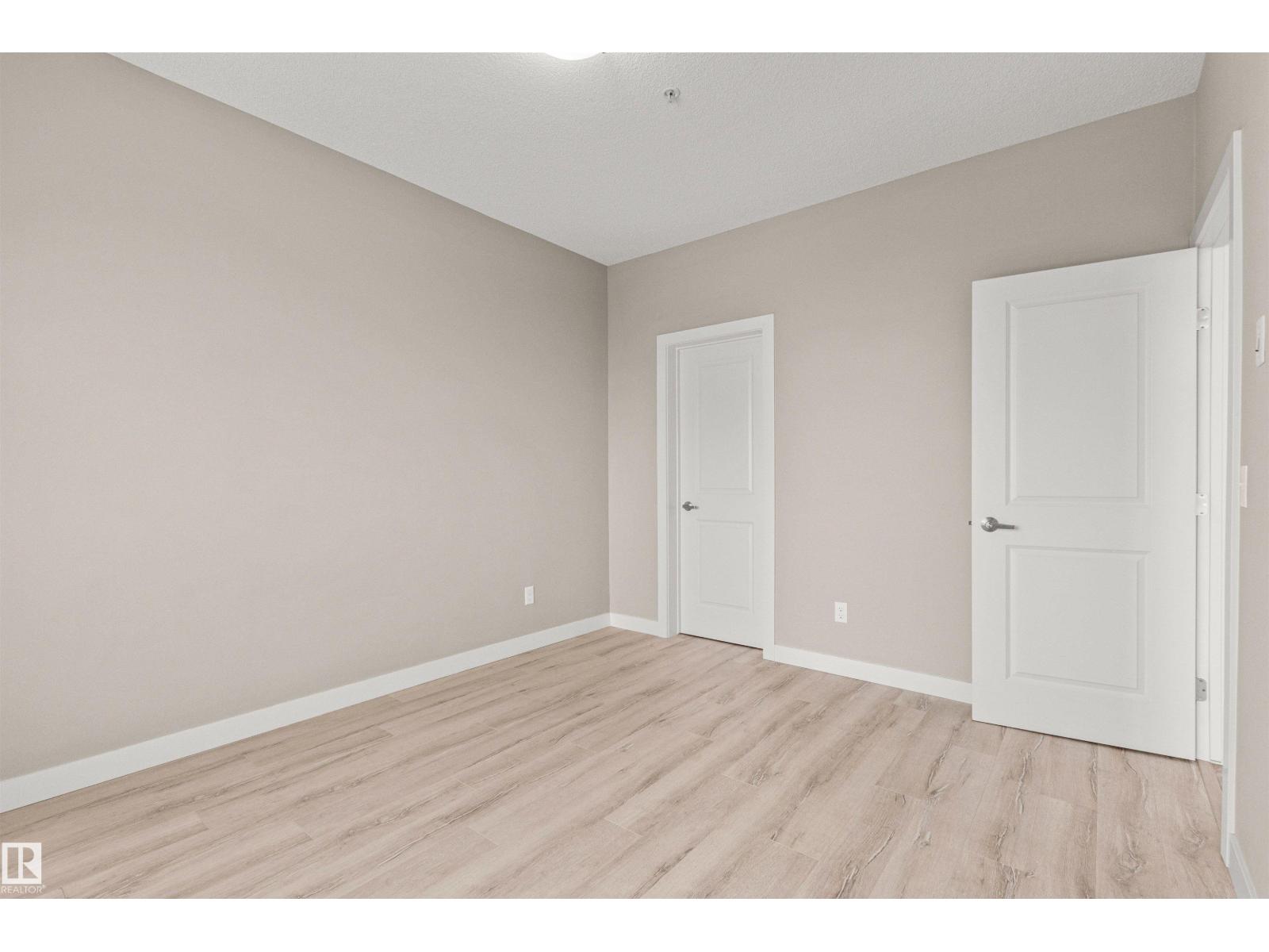 #412 12804 140 AV NW - 27