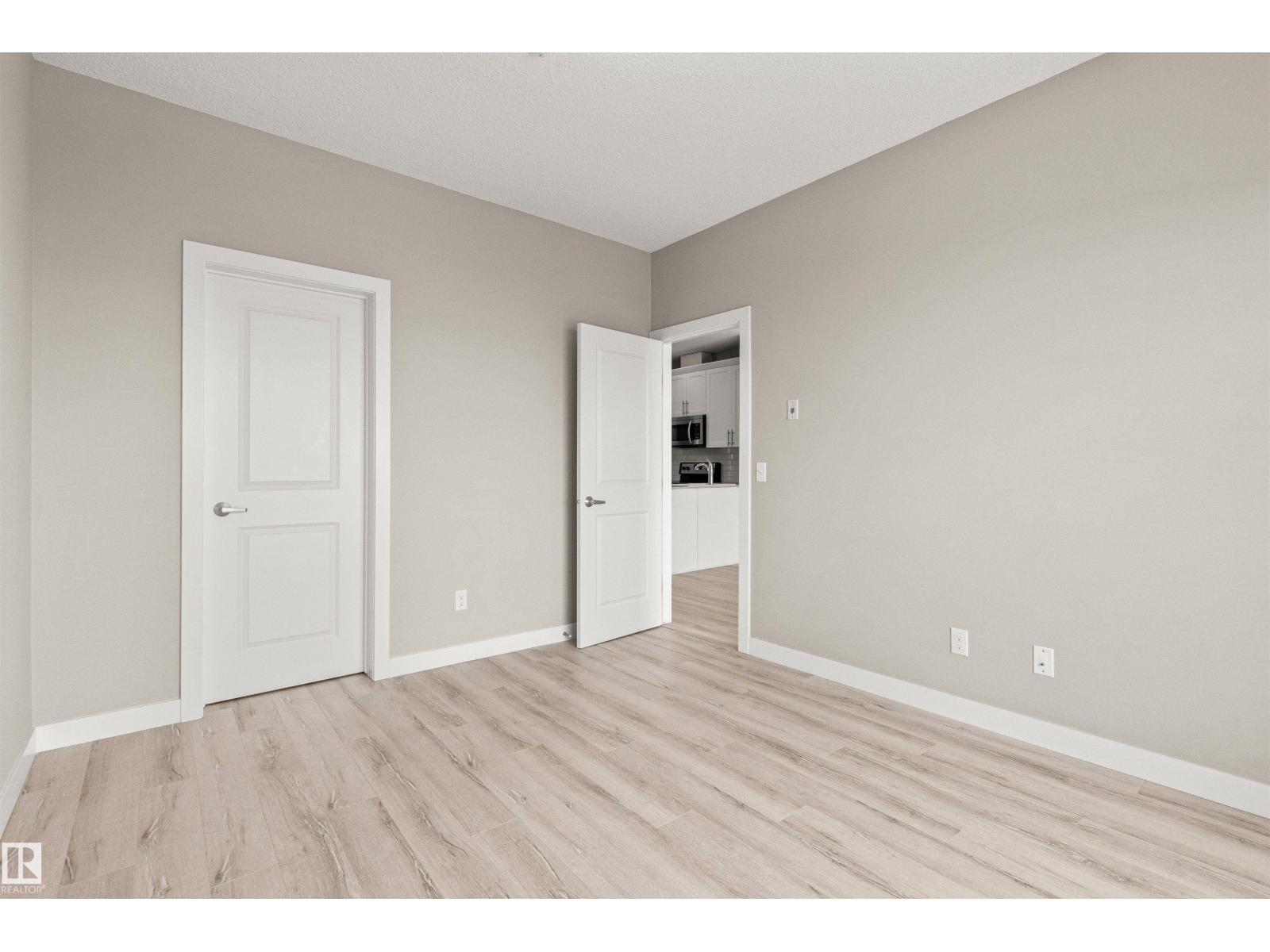 #412 12804 140 AV NW - 28