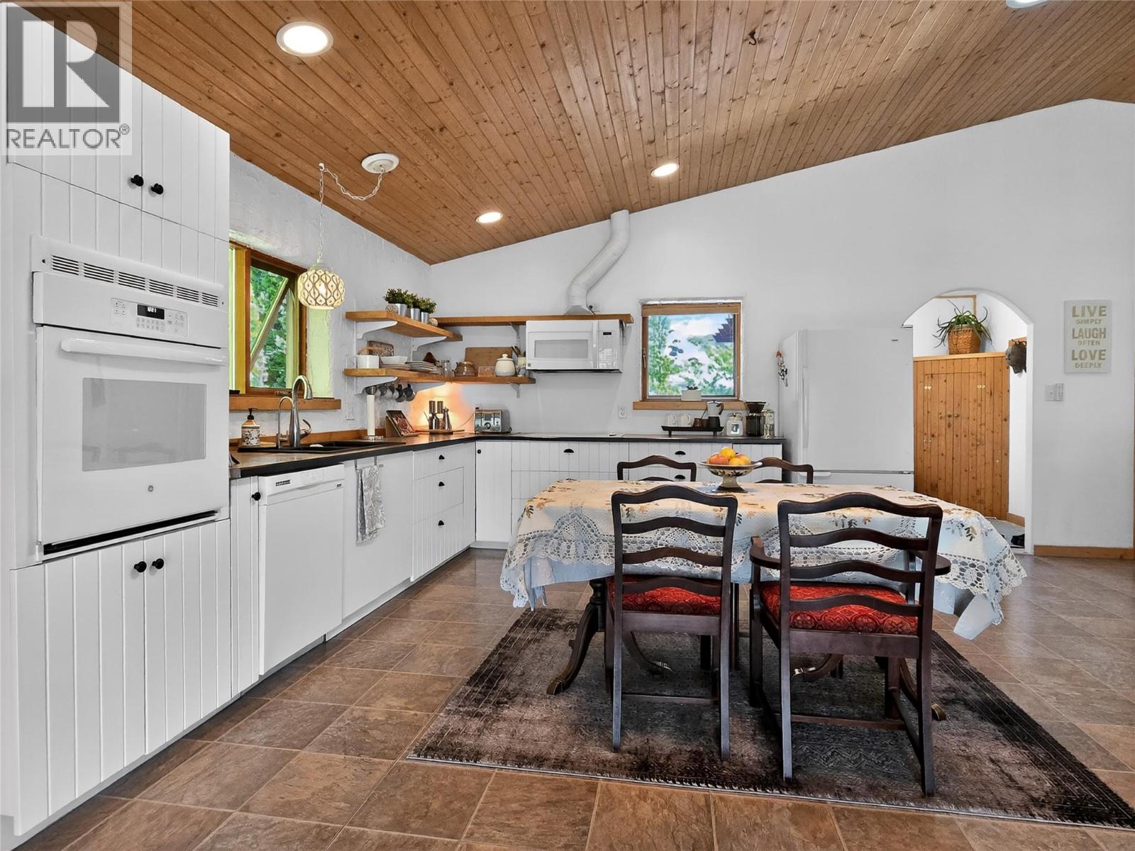 705 BRINK Lane - 6
