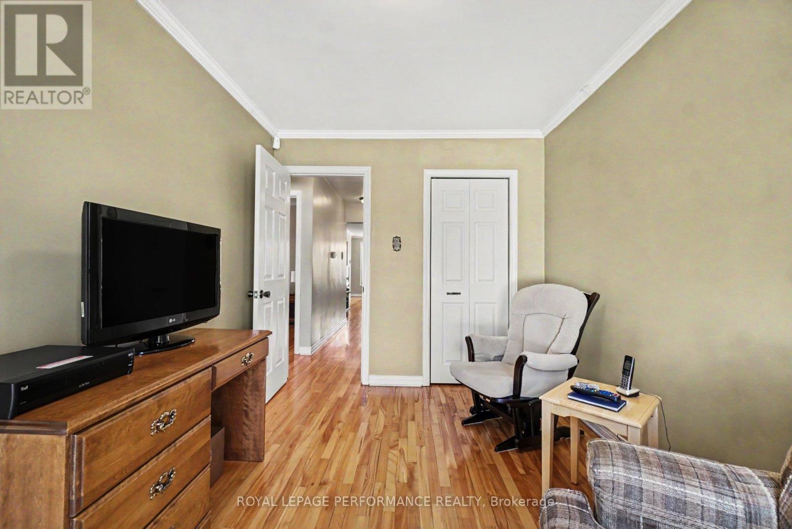 615 QUEBEC STREET - 15