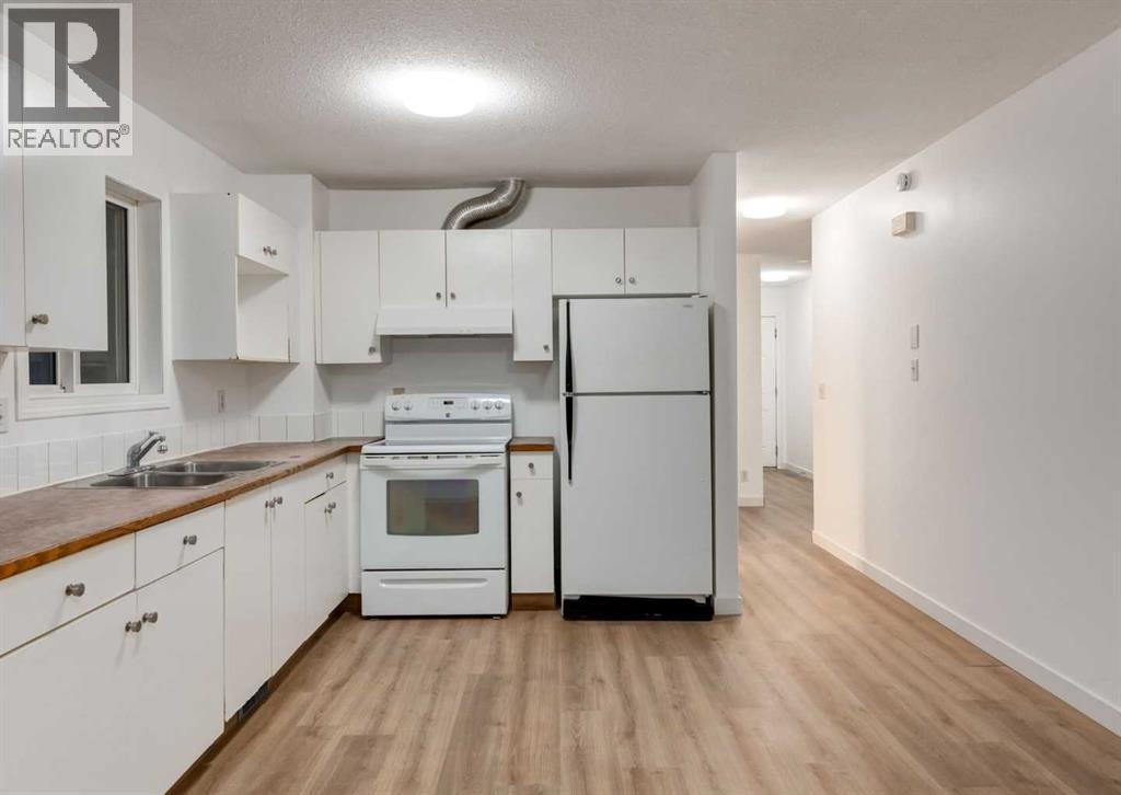 1135 37 Street SE - 24
