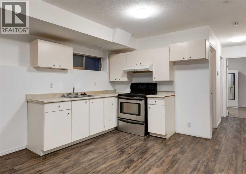 1135 37 Street SE - 11
