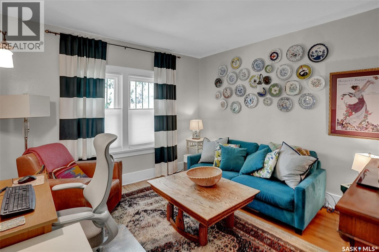 3045 Angus STREET - 24