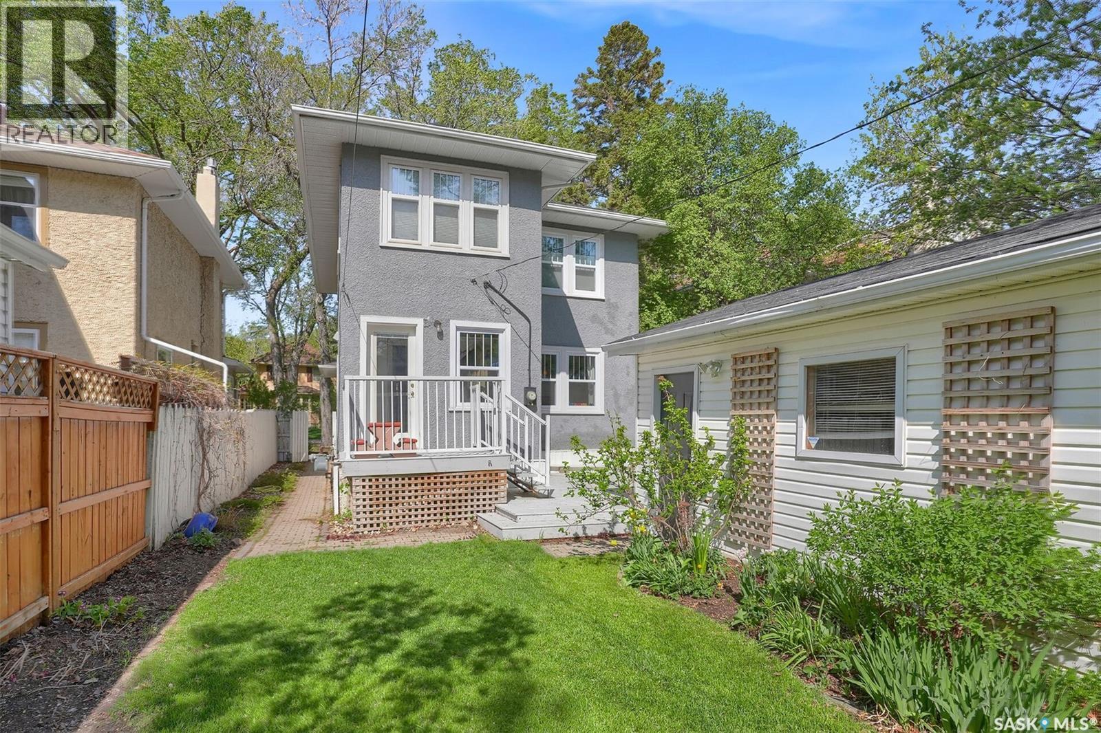 3045 Angus STREET - 4