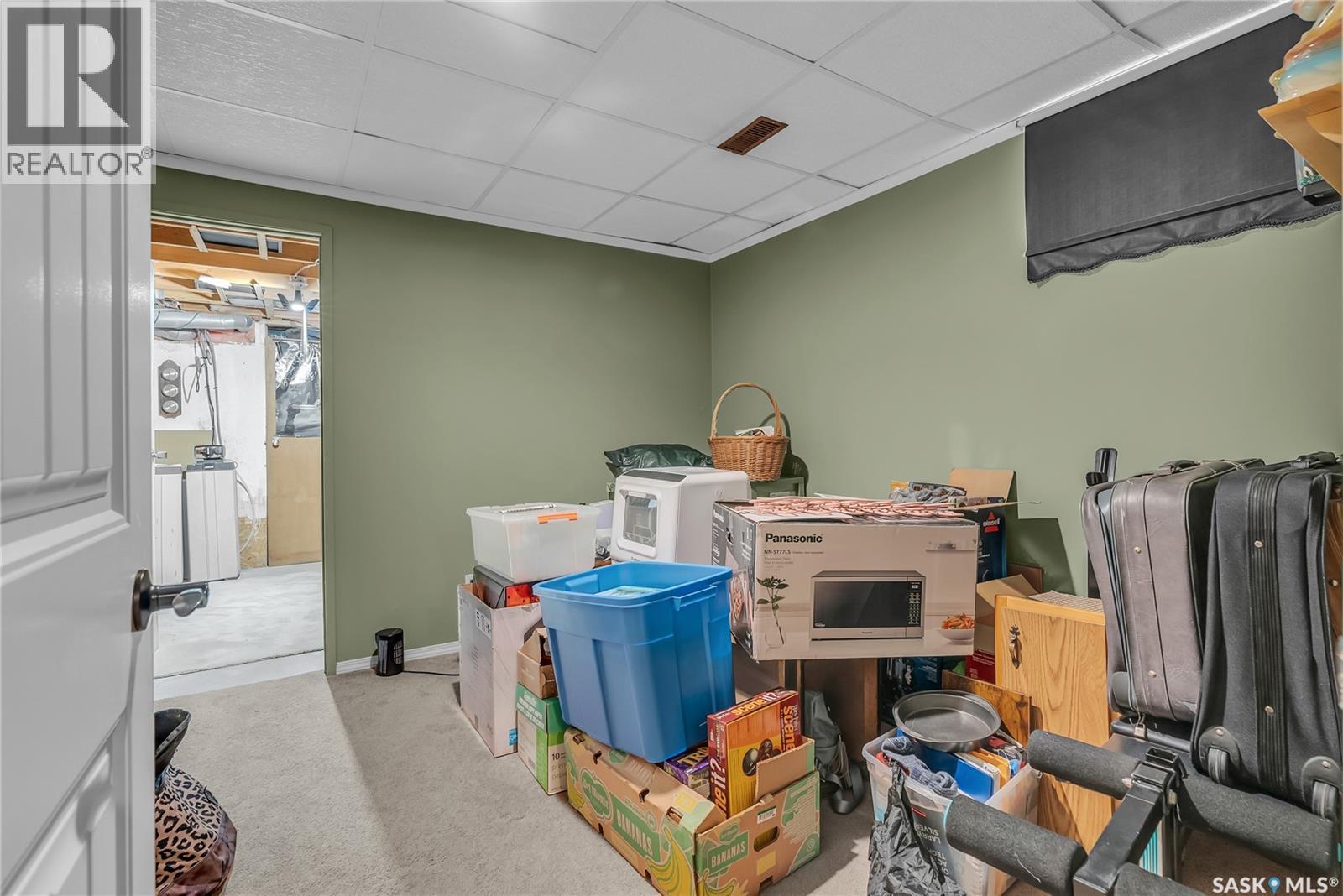 231 Benesh CRESCENT - 35