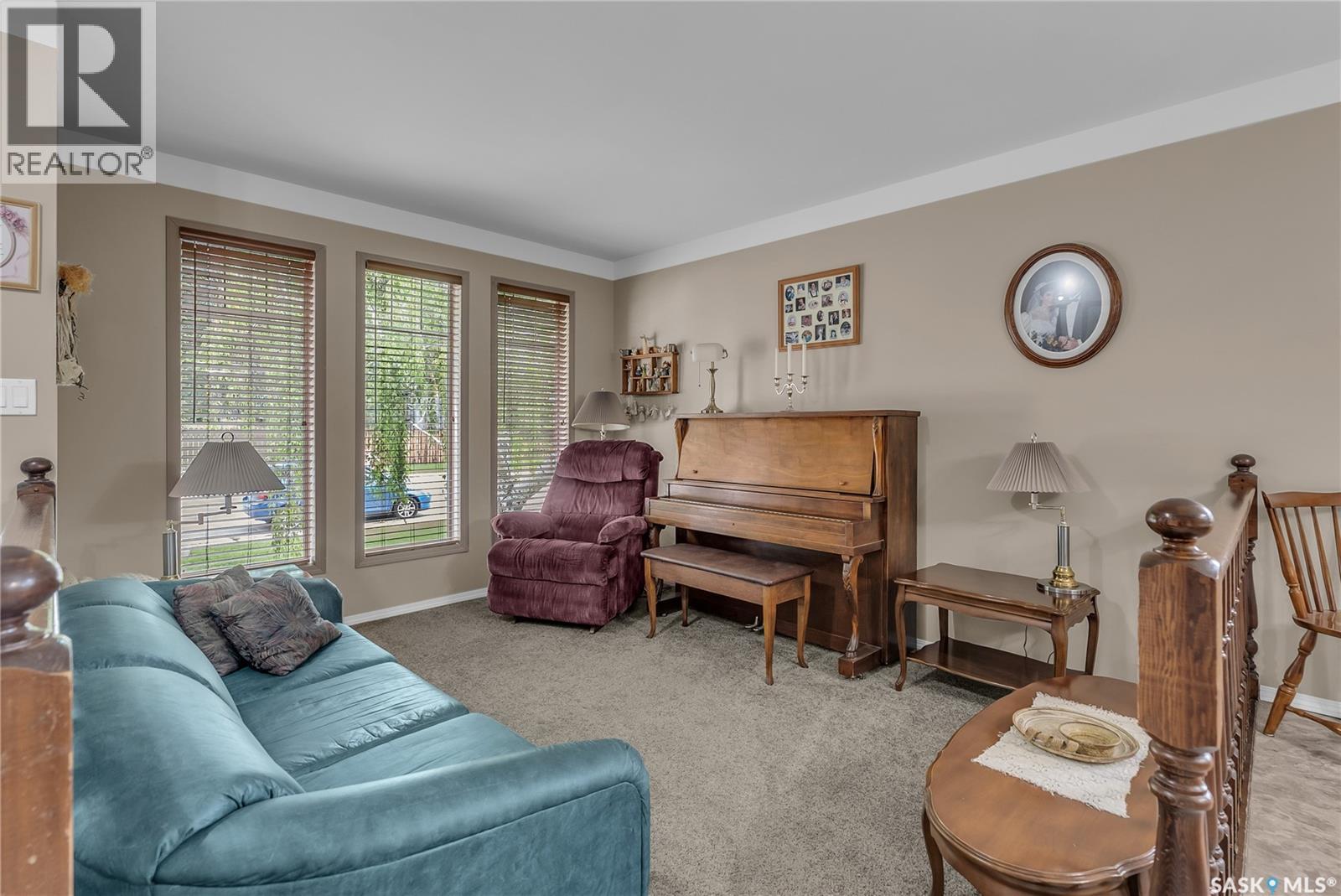 231 Benesh CRESCENT - 4