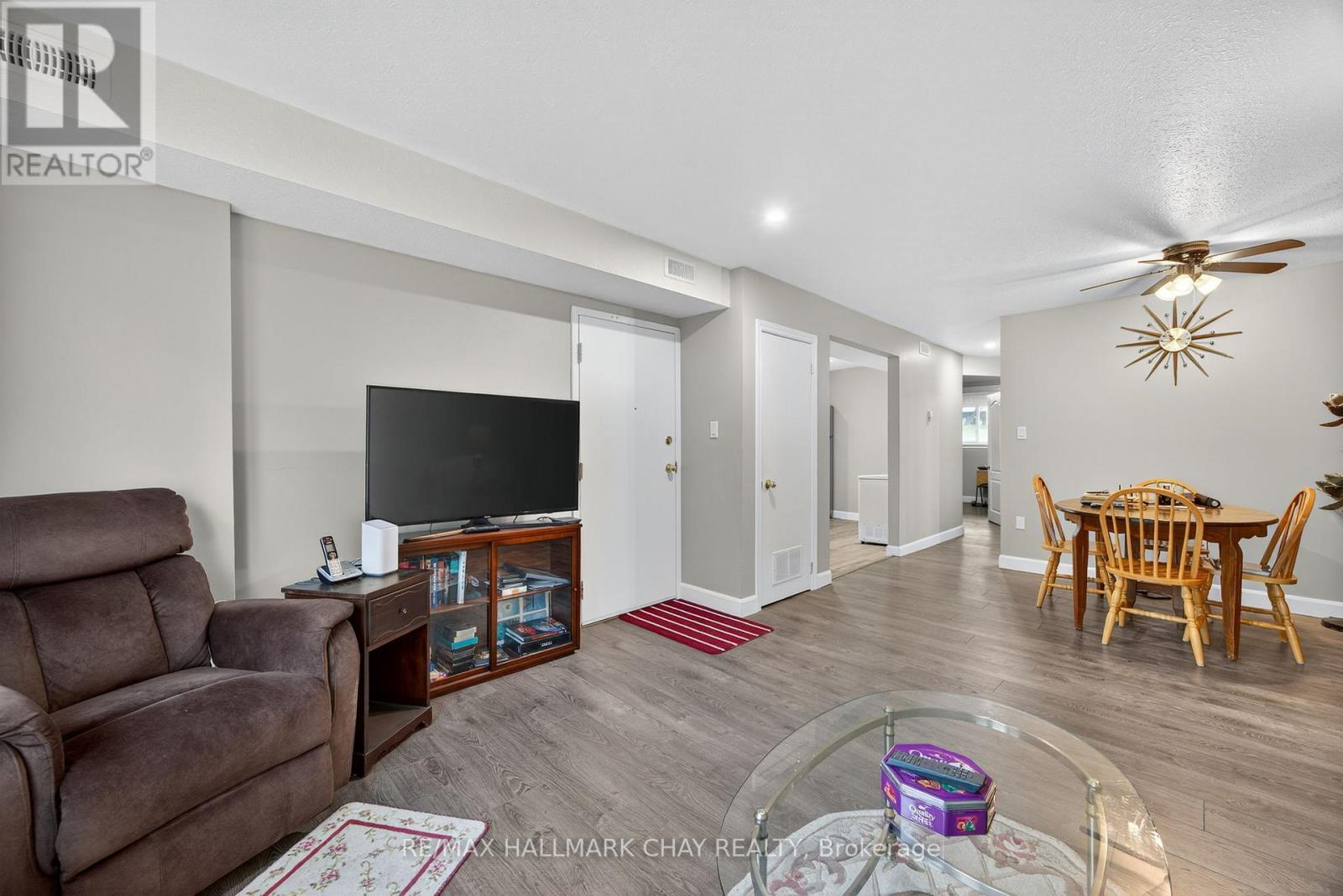 195 LOUISA STREET - 19