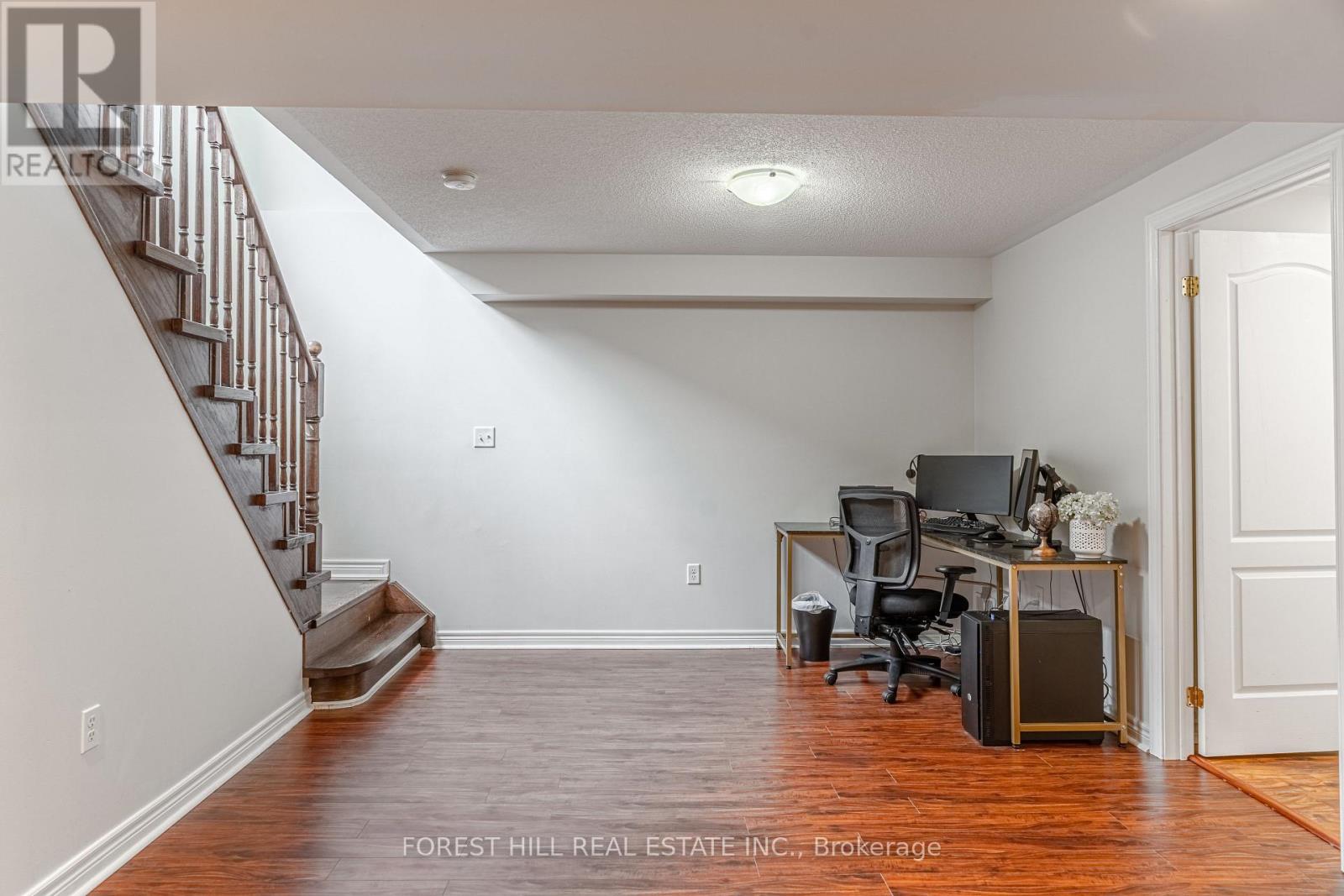 #23 2019 TRAWDEN WAY - 29