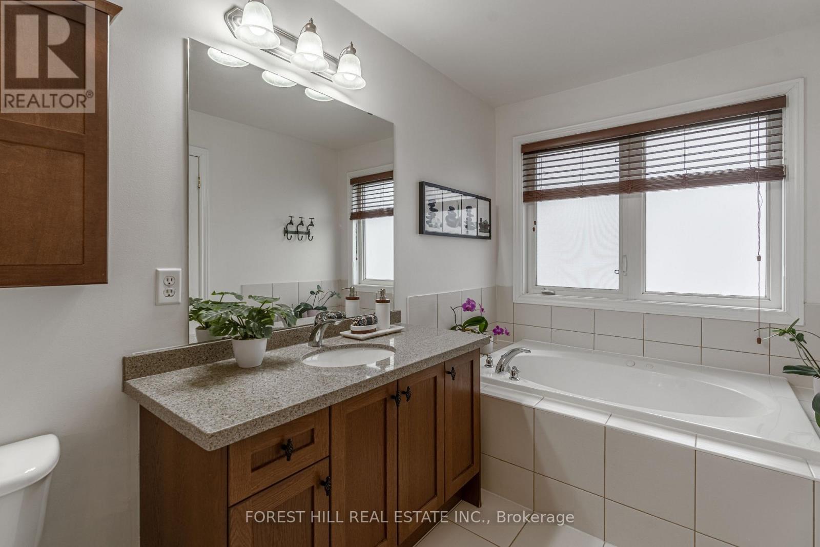 #23 2019 TRAWDEN WAY - 20