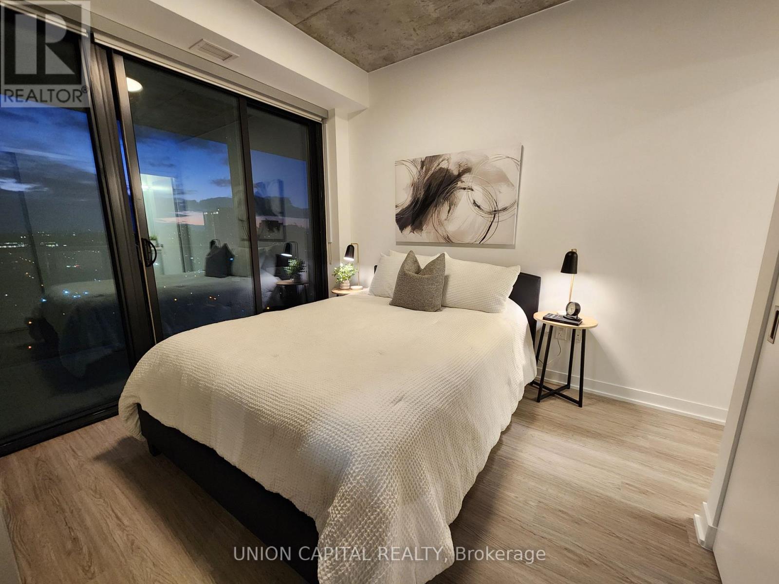 #1601 195 MCCAUL STREET - 12