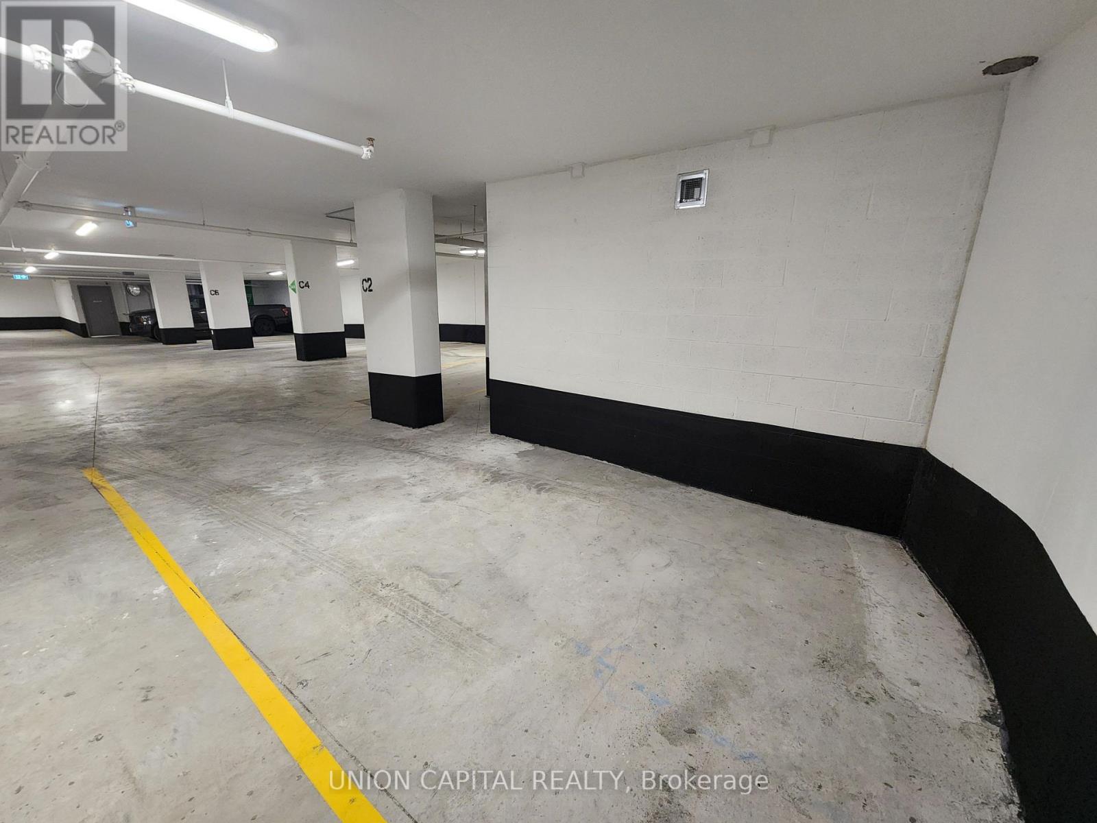#1601 195 MCCAUL STREET - 21