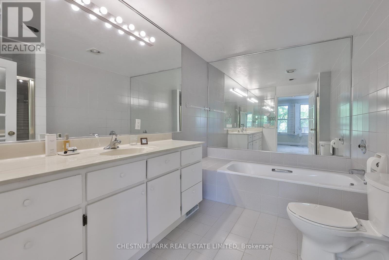 97 FARNHAM AVENUE - 20