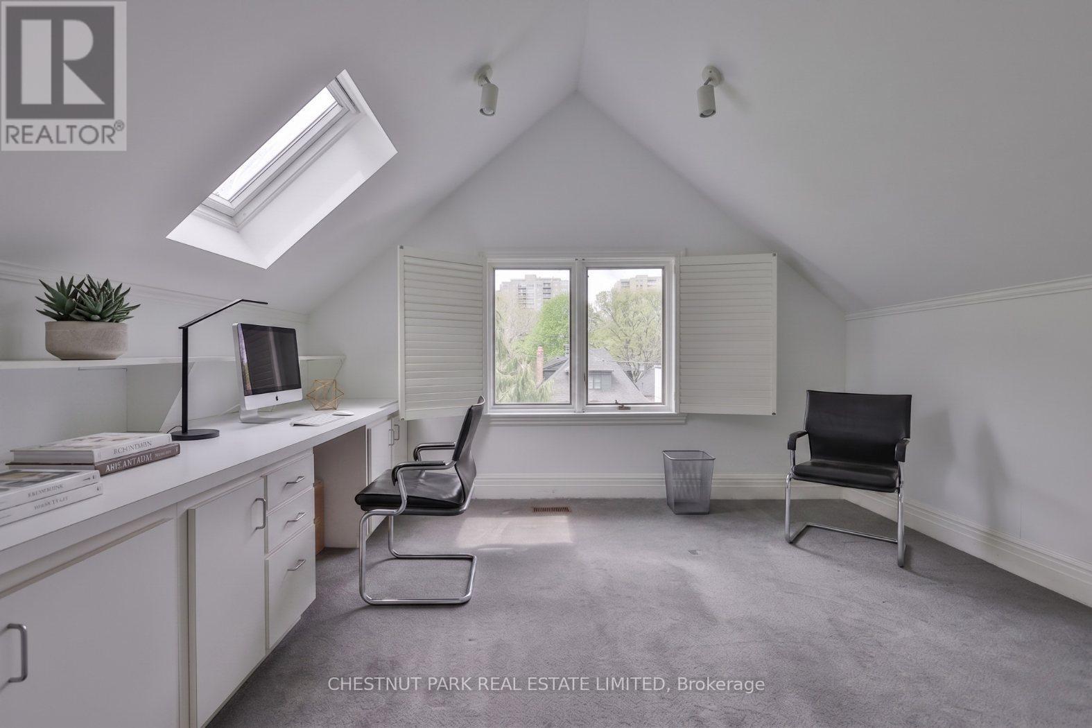 97 FARNHAM AVENUE - 34