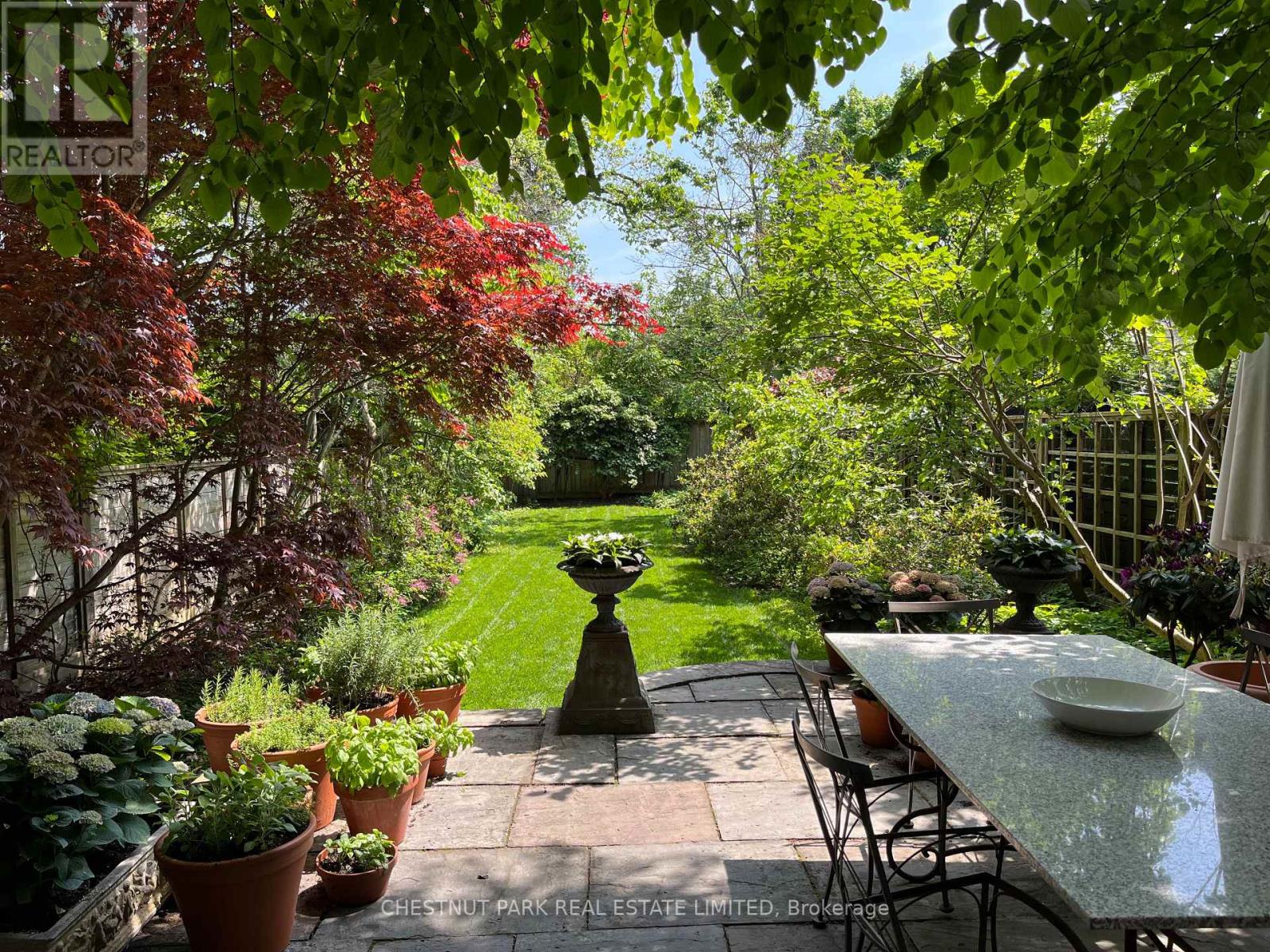 97 FARNHAM AVENUE - 40
