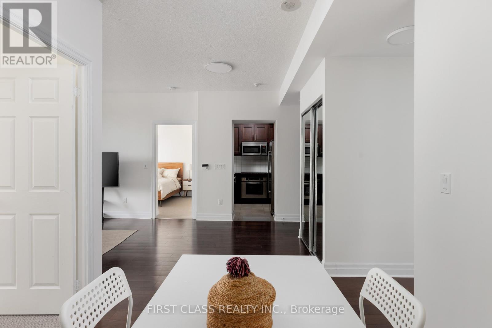 #2208 35 BALMUTO STREET - 11