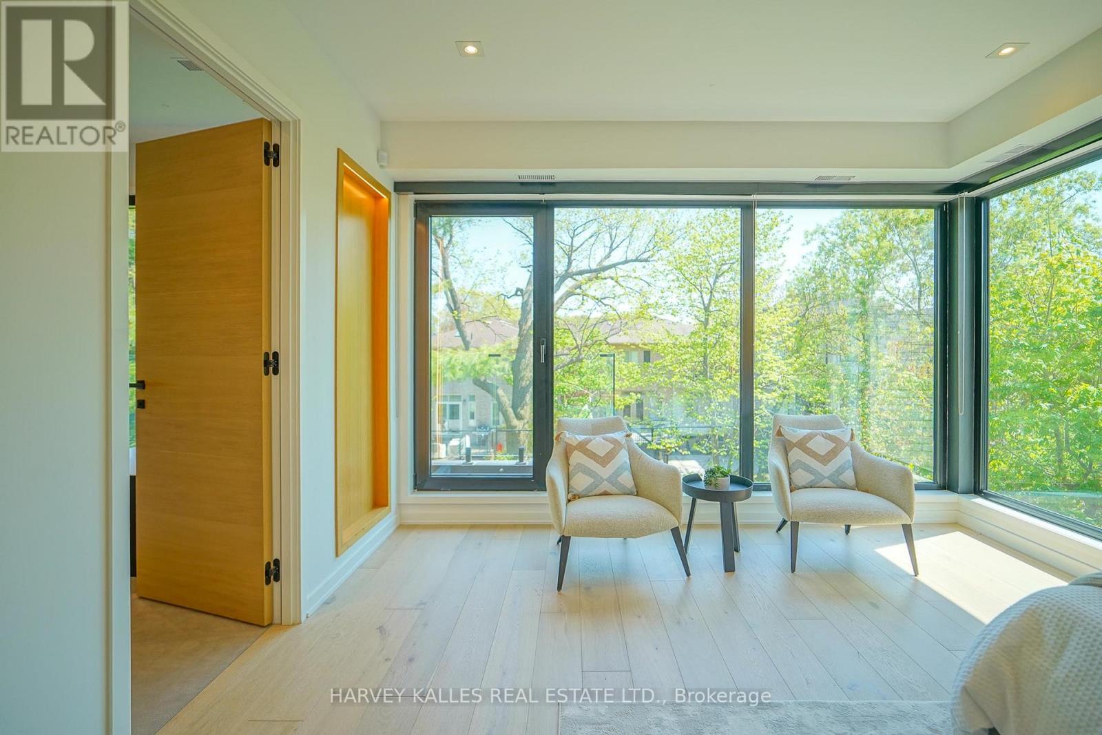 585 BEDFORD PARK AVENUE - 26