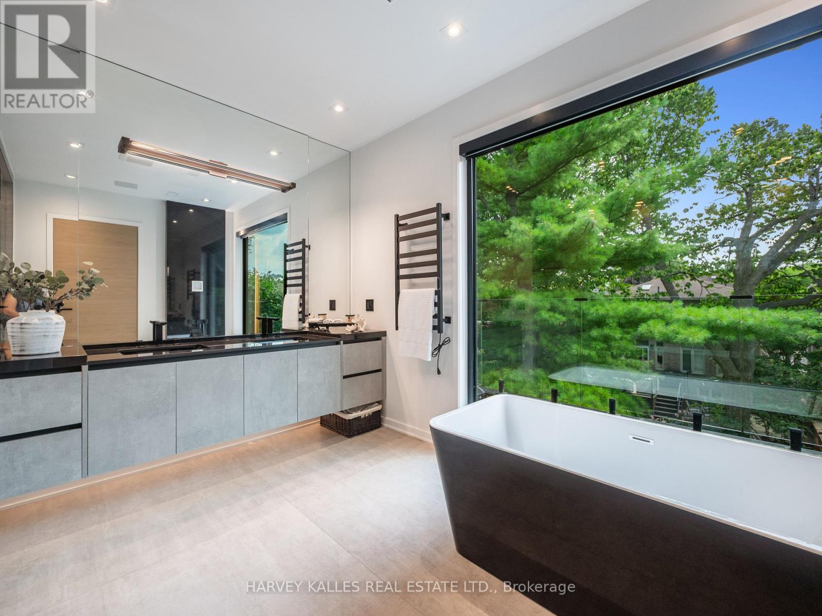 585 BEDFORD PARK AVENUE - 27