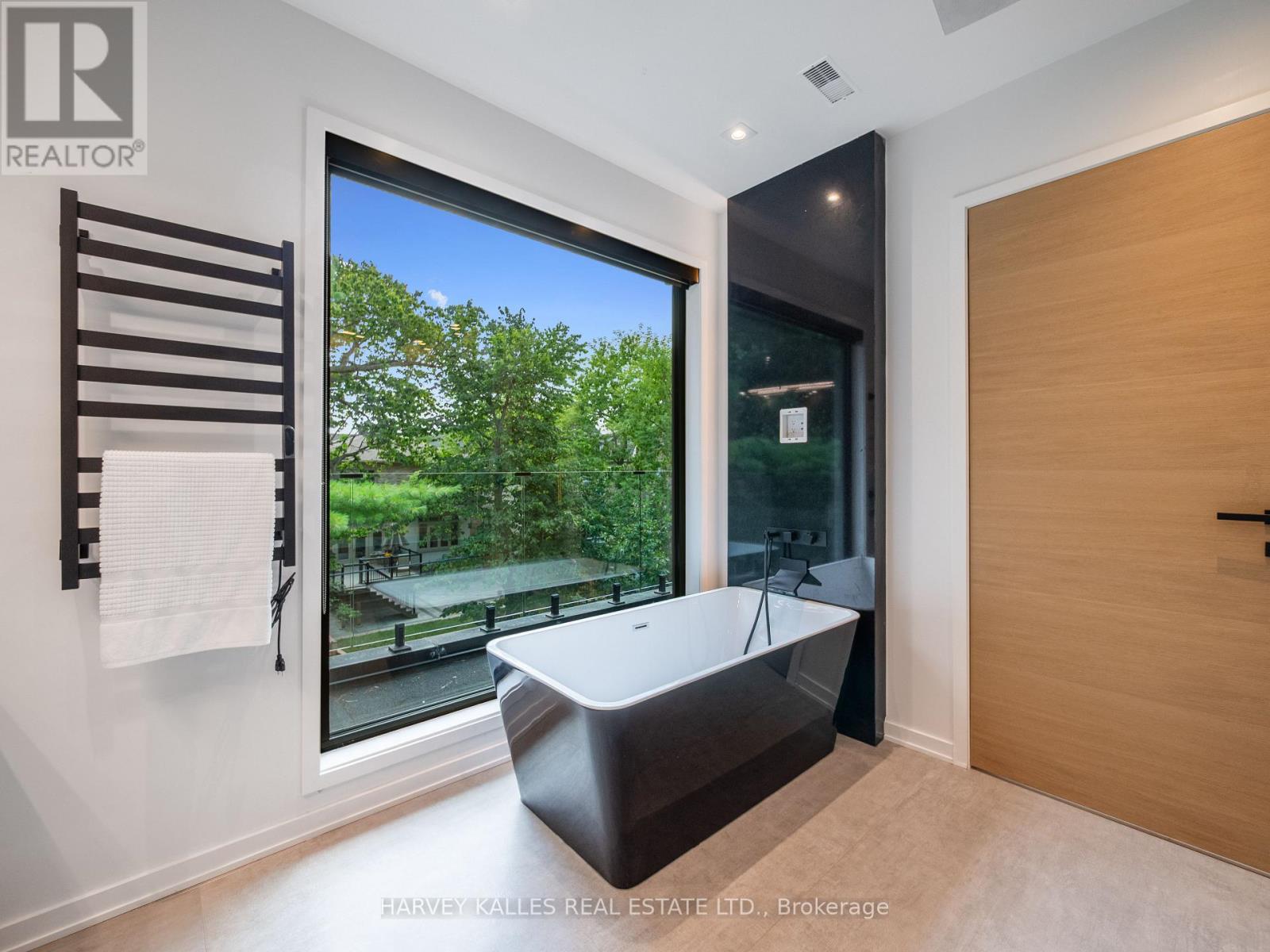 585 BEDFORD PARK AVENUE - 28